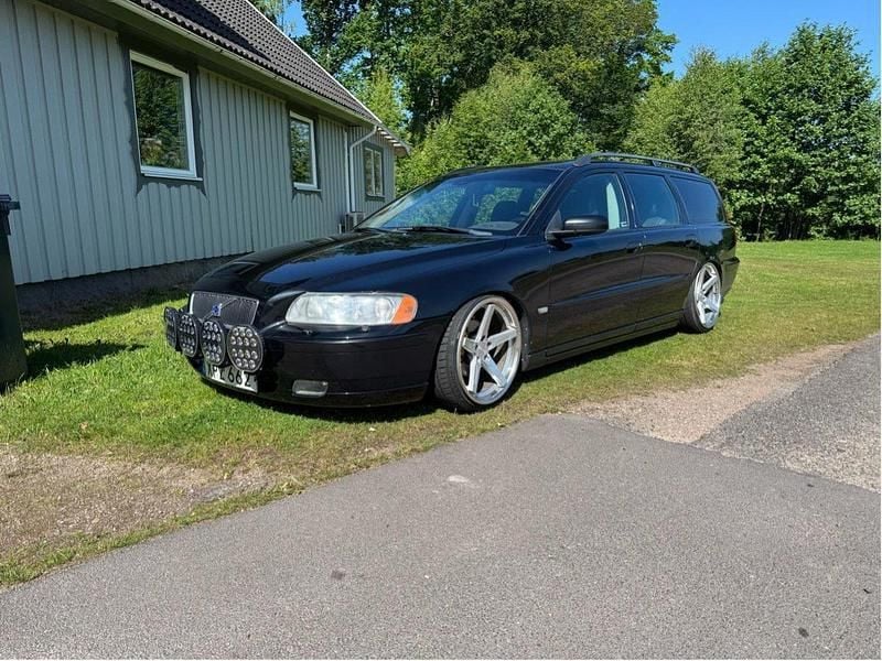 Svart Begagnad 2006 Volvo V70 Momentum Kombi | 53 000 kr - Bild 1/3