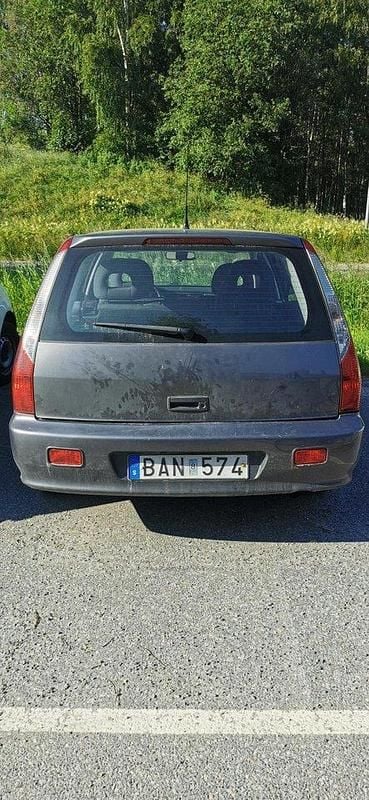 Grå Begagnad 2007 Mitsubishi Lancer Kombi | 3 500 kr (Superpris) - Bild 1/3