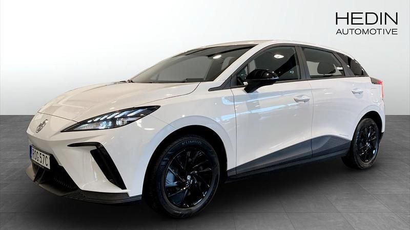 Vit (white) Begagnad 2023 MG MG4 EV Halvkombi | 249 900 kr - Bild 1/4