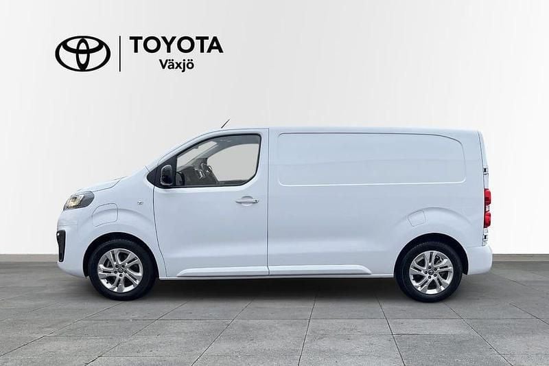 Begagnad Opel Vivaro-e Combi 100 kW (137 HK) 2023 Vit Van