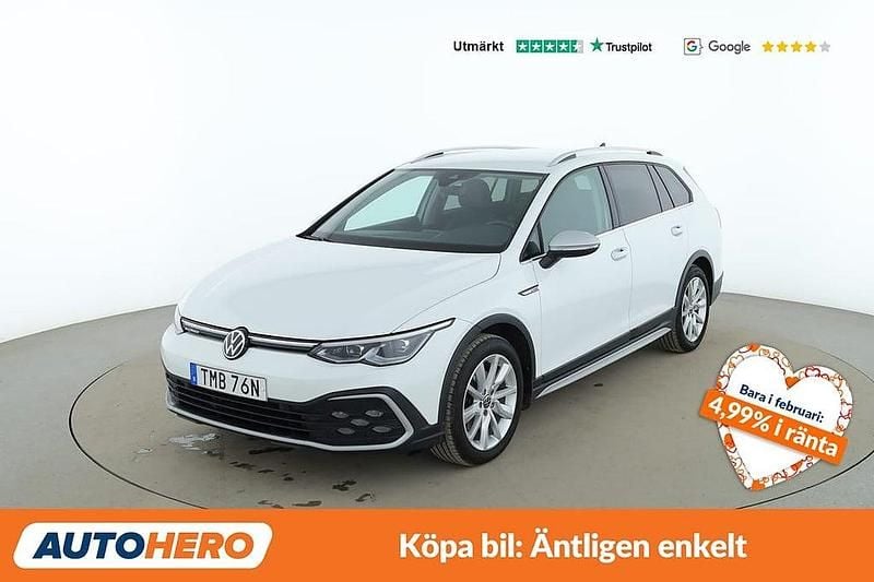 Vit Begagnad 2021 VW Golf Alltrack Kombi | 267 000 kr (Marknadspris) - Bild 1/4