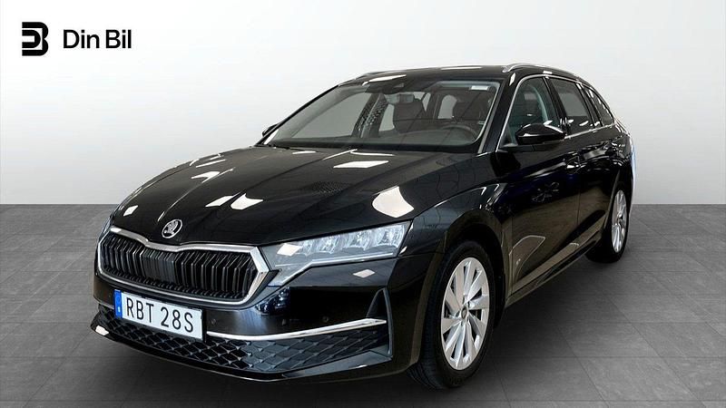 Svart Begagnad 2025 Skoda Octavia Selection Kombi | 299 900 kr (Lite dyr) - Bild 1/4