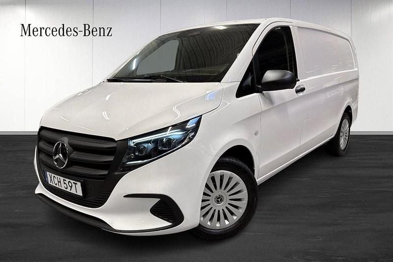 Vit (white) Ny 2025 Mercedes Vito Minibuss | 523 750 kr (Marknadspris) - Bild 1/4