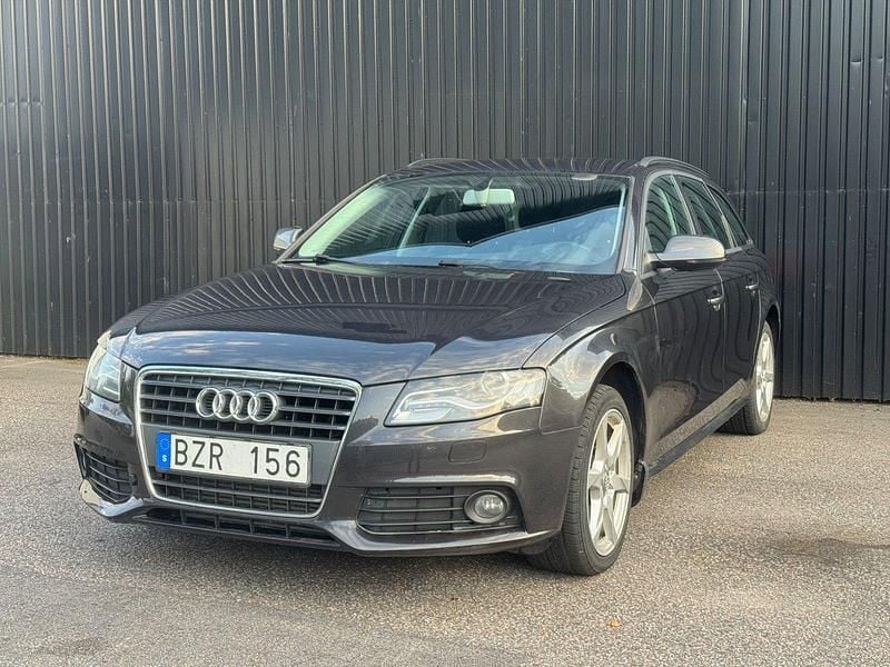 Begagnad Audi A4 180 HK (132 kW) 2010 Mörkgrå Kombi