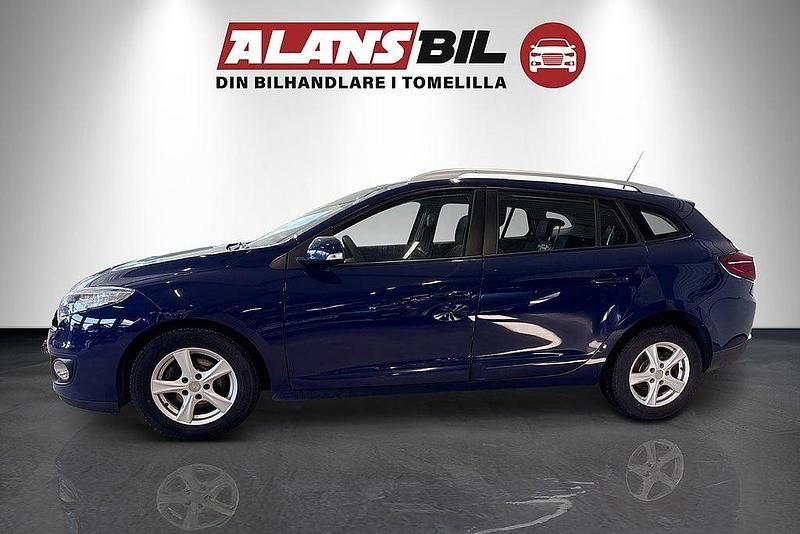 Begagnad Renault Mégane GrandTour 110 HK (80 kW) 2013 Mörkblå Kombi