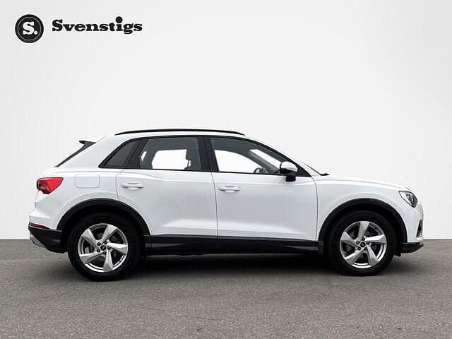 Begagnad Audi Q3 Advanced Plus 150 HK (110 kW) 2023 Vit SUV