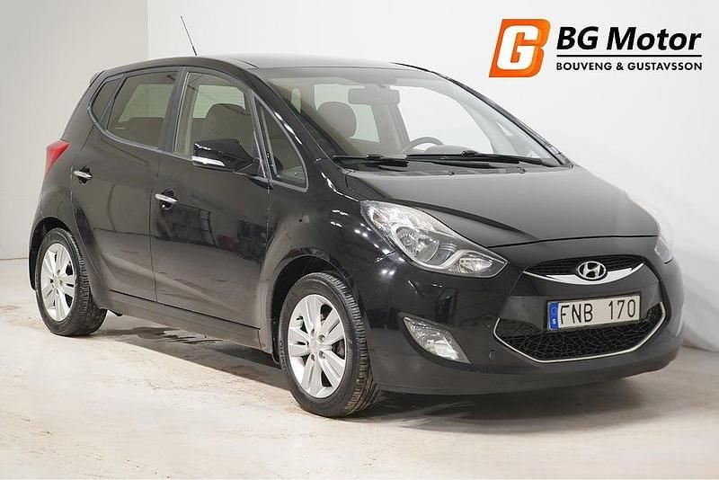 Begagnad Hyundai ix20 125 HK (91 kW) 2012 Svart (phantom black pearl) Halvkombi