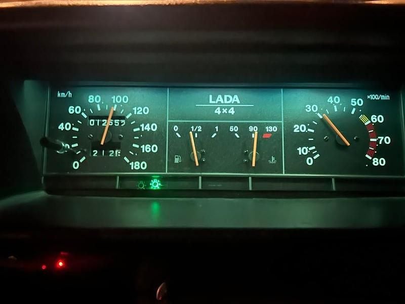 Begagnad Lada niva 2005 SUV