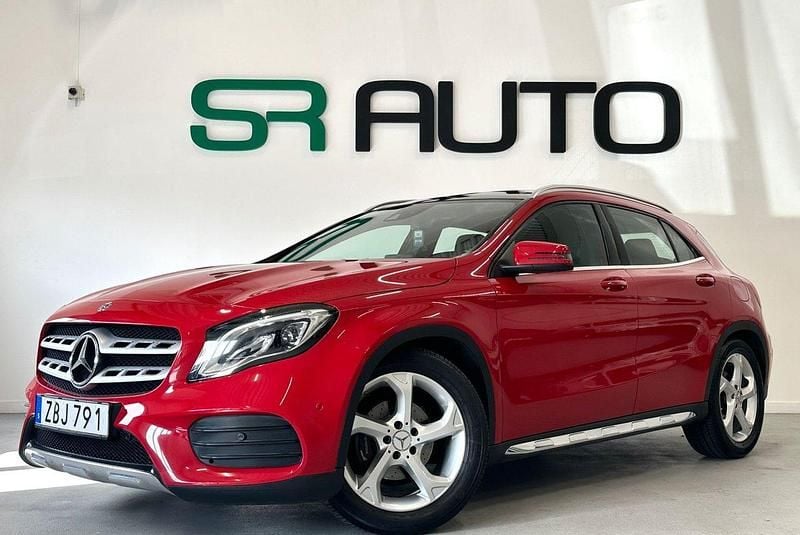 Röd Begagnad 2017 Mercedes GLA200 AMG SUV | 209 900 kr (Marknadspris) - Bild 1/4