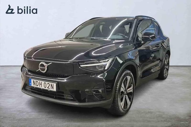 Begagnad Volvo XC40 Single Motor 154 kW (210 HK) 2023 Svart SUV