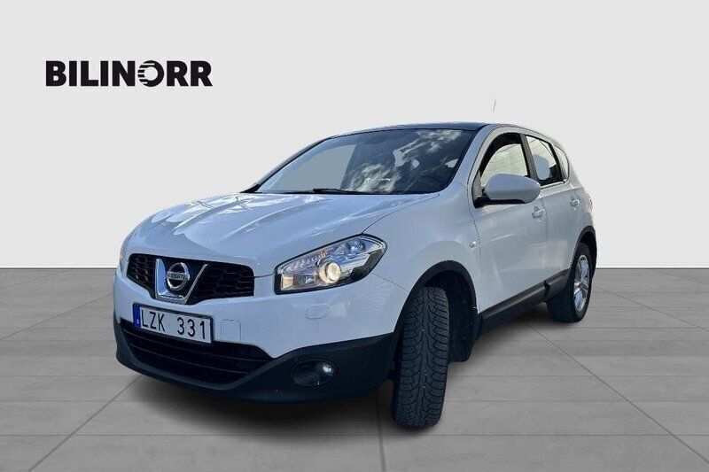 Vit Begagnad 2011 Nissan Qashqai SUV | 82 900 kr - Bild 1/4