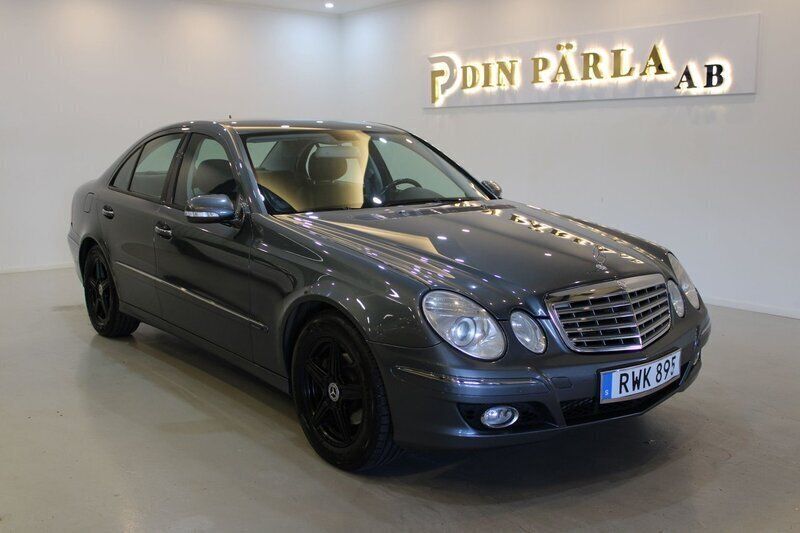 Grå Begagnad 2006 Mercedes E280 Sedan | 59 900 kr (Lite dyr) - Bild 1/4