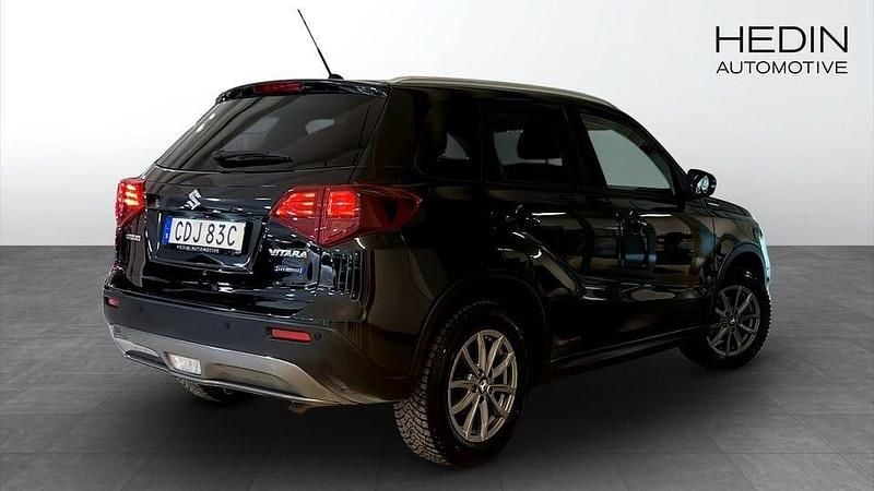 Begagnad Suzuki Vitara 115 HK (84 kW) 2023 Svart SUV