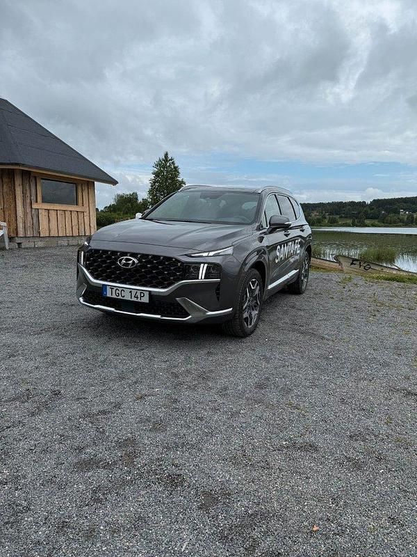 Grå Begagnad 2023 Hyundai Santa Fe Advanced SUV | 559 500 kr (Lite dyr) - Bild 1/4