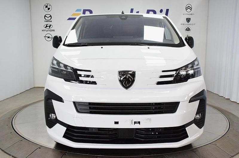 Begagnad Peugeot Expert 145 HK (106 kW) 2024 Vit Van