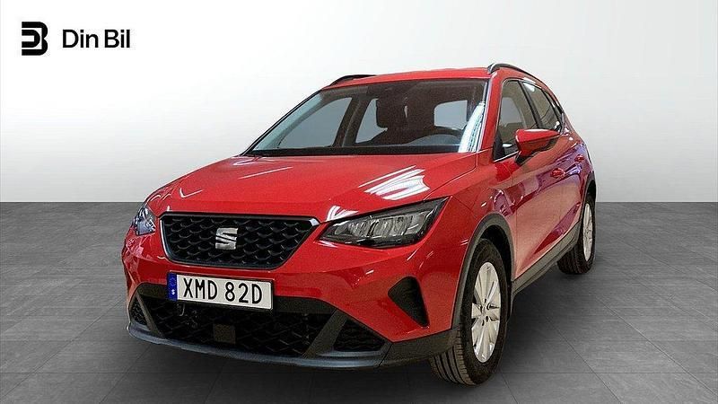 Röd (pure red) Begagnad 2022 Seat Arona SUV | 199 900 kr (Marknadspris) - Bild 1/4