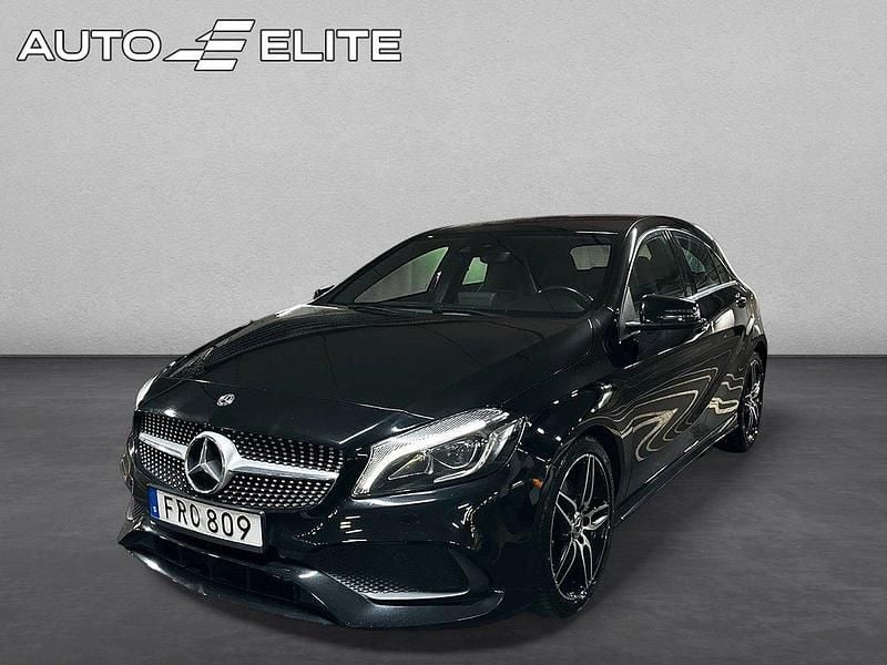 Svart Begagnad 2018 Mercedes A180 Style Halvkombi | 190 000 kr (Marknadspris) - Bild 1/4
