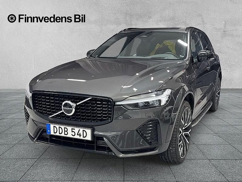 Grå Begagnad 2022 Volvo XC60 SUV | 510 000 kr (Lite dyr) - Bild 1/4