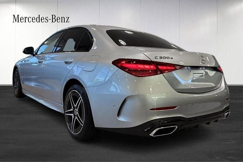 Ny Mercedes C300e 2025 Silver Sedan