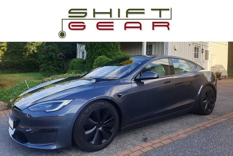 Begagnad 2023 Tesla Model S Plaid Sedan | 1 079 000 kr - Bild 1/4