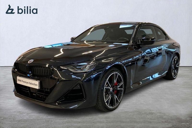 Svart Begagnad 2022 BMW M240 M Sport Sportkupé | 569 000 kr (Marknadspris) - Bild 1/4
