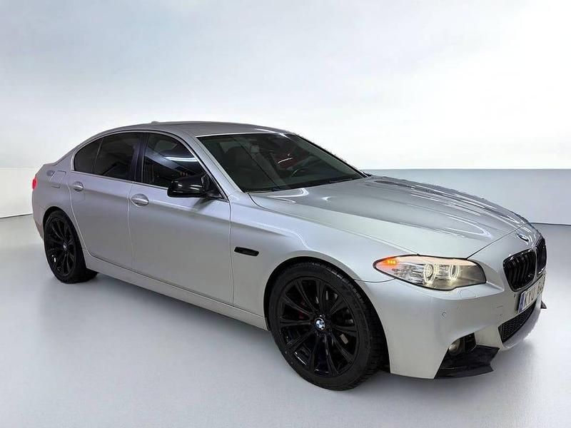 Begagnad BMW 520 184 HK (135 kW) 2011 Grå Sedan