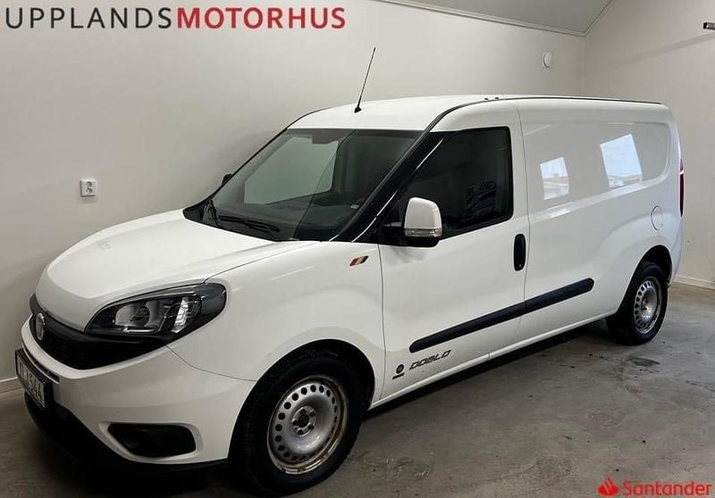 Begagnad Fiat Doblò 105 HK (77 kW) 2018 Vit Minibuss