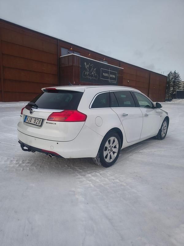 Begagnad Opel Insignia 195 HK (143 kW) 2013 Kombi