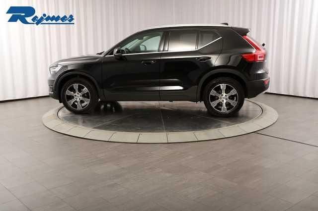 Begagnad Volvo XC40 Inscription 129 HK (94 kW) 2021 Svart SUV