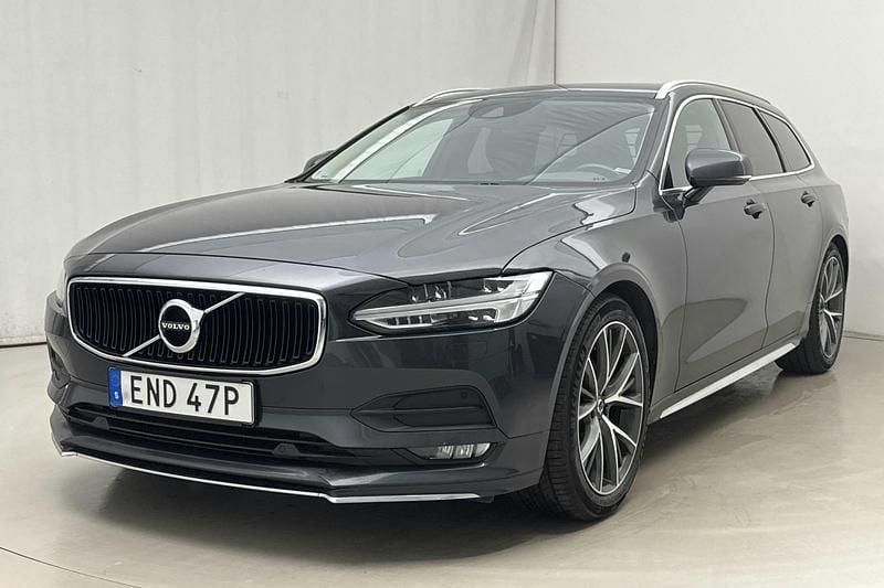 Grå Begagnad 2020 Volvo V90 Momentum Kombi | 219 000 kr (Bra pris) - Bild 1/4