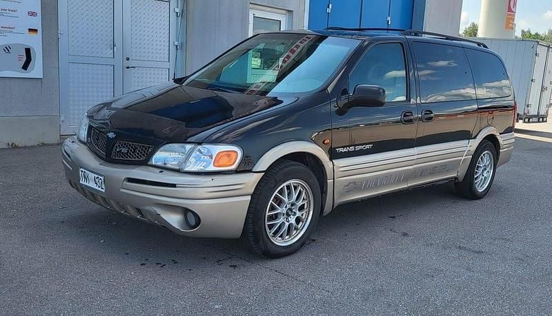 Begagnad Chevrolet Trans Sport Sport 188 HK (138 kW) 2002 Minibuss