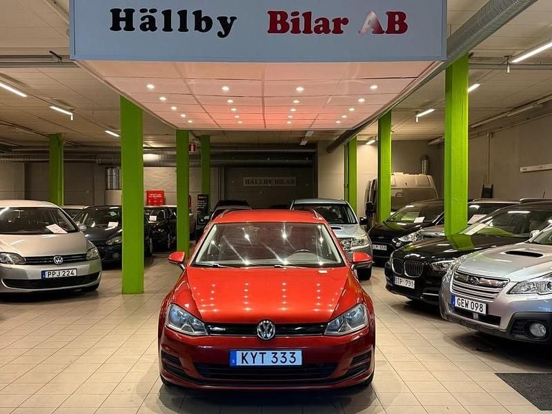 Begagnad VW Golf VII 110 HK (80 kW) 2014 Röd Kombi