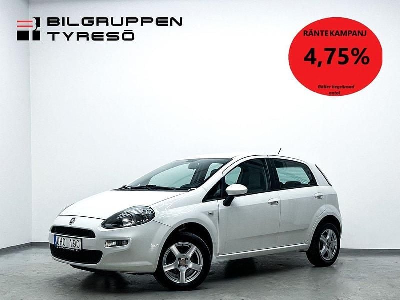 Vit Begagnad 2012 Fiat Punto Easy Halvkombi | 29 900 kr - Bild 1/4