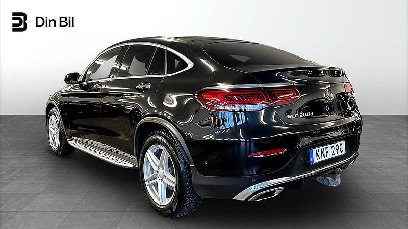 Begagnad Mercedes GLC300 245 HK (180 kW) 2019 Svart Sportkupé