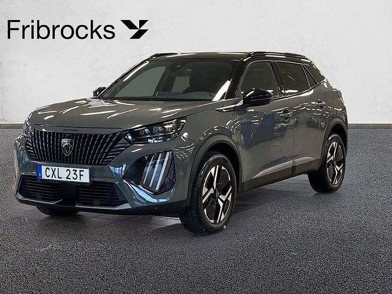 Grå Begagnad 2023 Peugeot 2008 GTi SUV | 224 800 kr (Marknadspris) - Bild 1/4