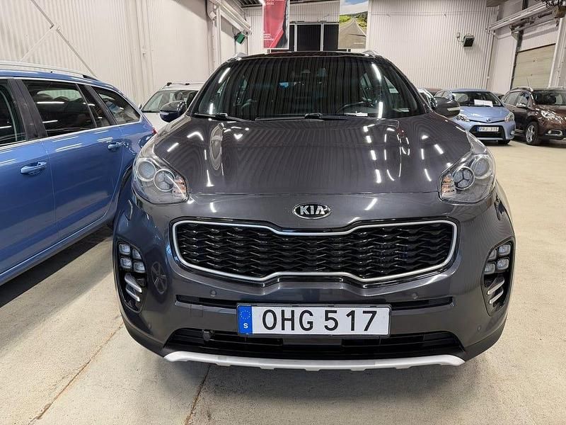 Grå Begagnad 2016 Kia Sportage GT-Line SUV | 139 500 kr (Marknadspris) - Bild 1/4