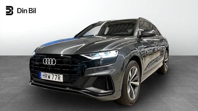 Grå Begagnad 2022 Audi Q8 S-Line SUV | 799 000 kr (Marknadspris) - Bild 1/4