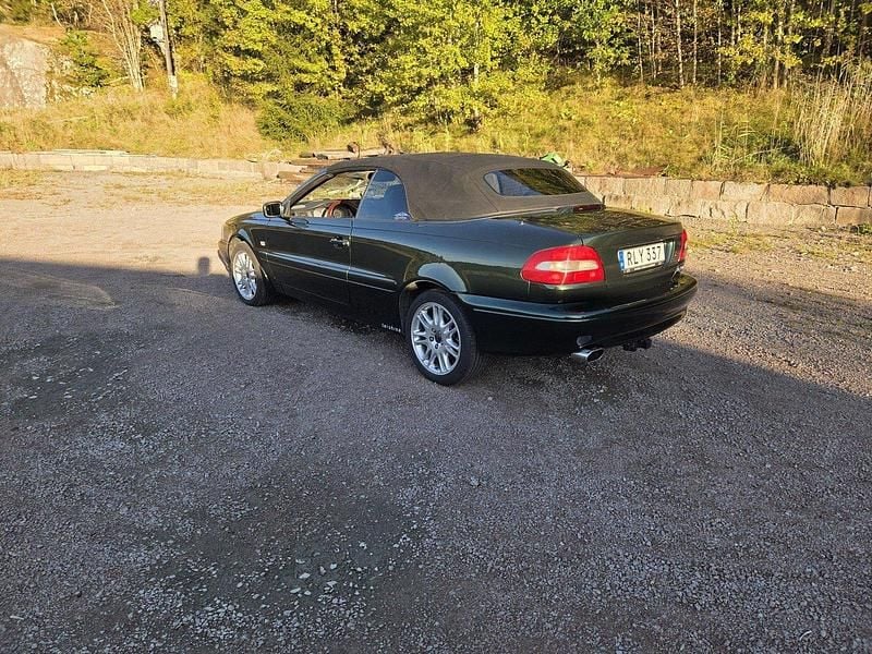 Grön Begagnad 2000 Volvo C70 Cab | 55 000 kr (Marknadspris) - Bild 1/4