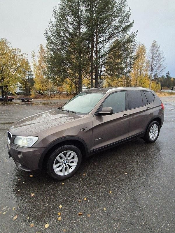 Brun Begagnad 2012 BMW X3 SUV | 99 500 kr (Bra pris) - Bild 1/4