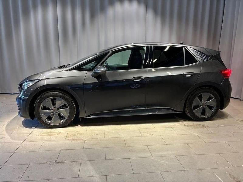 Begagnad Cupra Born 169 kW (231 HK) 2023 Grå Halvkombi