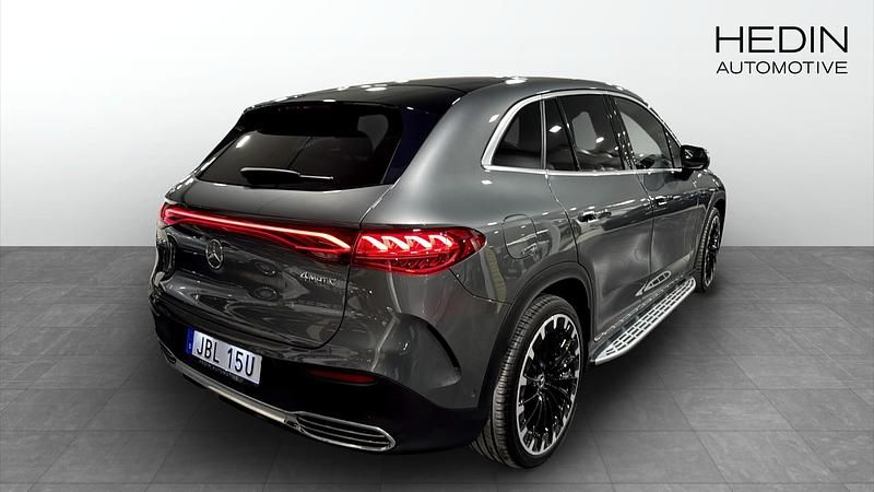 Begagnad Mercedes EQE500 AMG 100 kW (136 HK) 2023 Grå SUV