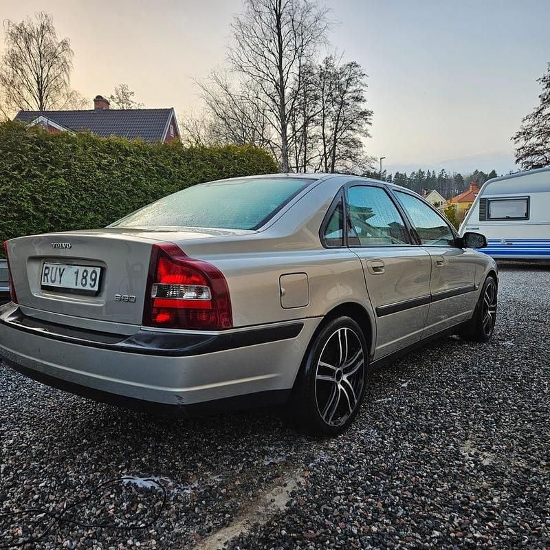 Begagnad 2001 Volvo S80 Sedan | 19 500 kr (Marknadspris) - Bild 1/4