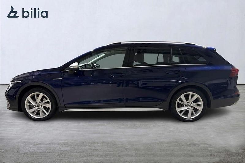Begagnad VW Golf VIII 192 HK (141 kW) 2023 Blå