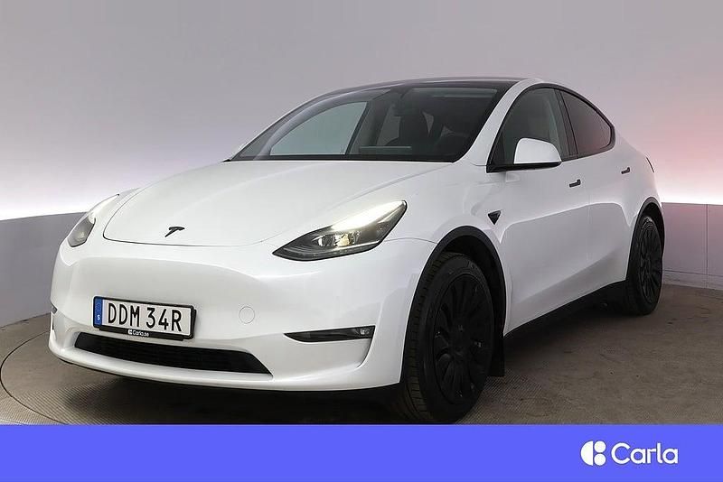 Vit Begagnad 2024 Tesla Model Y Long Range AWD SUV | 469 900 kr (Marknadspris) - Bild 1/4