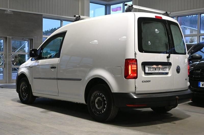 Begagnad VW Caddy 75 HK (55 kW) 2017 Vit Minibuss