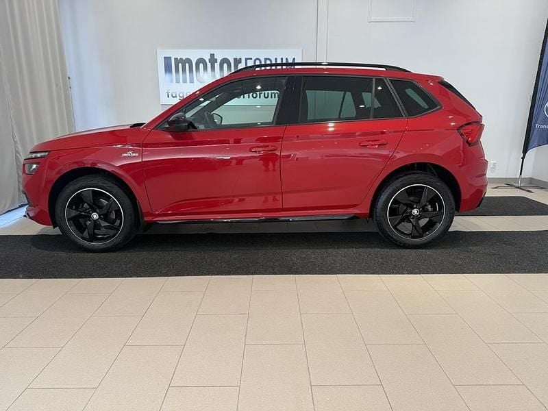 Röd Begagnad 2022 Skoda Kamiq SUV | 225 000 kr (Marknadspris) - Bild 1/4
