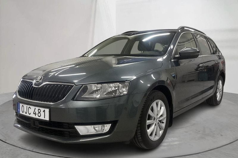 Grå Begagnad 2017 Skoda Octavia Ambition | 109 000 kr - Bild 1/4