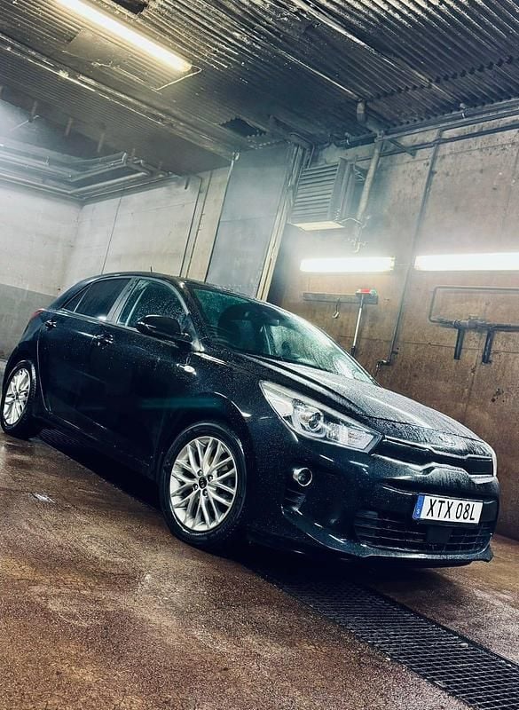 Begagnad 2020 Kia Rio | 144 000 kr (Marknadspris) - Bild 1/4