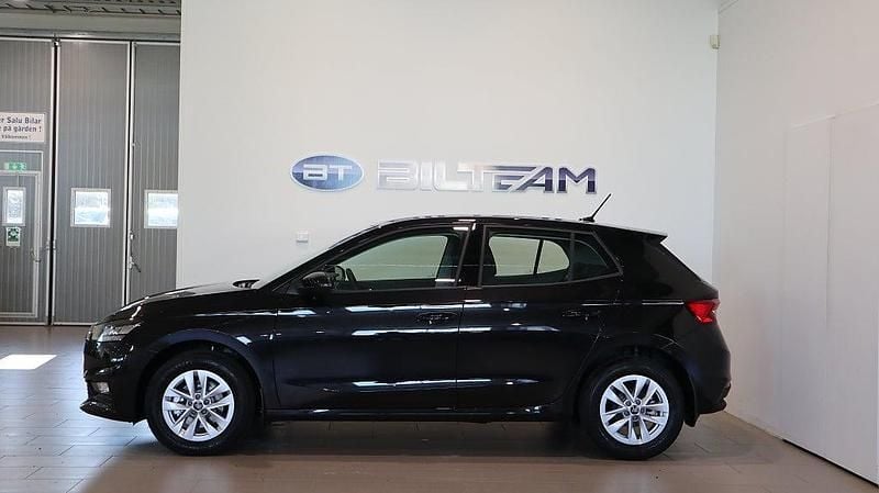 Ny Skoda Fabia Selection 116 HK (85 kW) 2025 Black magic pärleffekt metallic Halvkombi