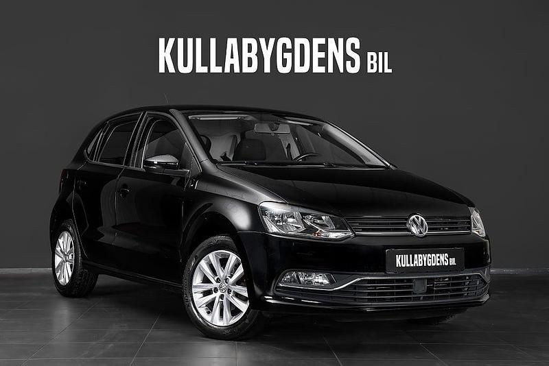 Begagnad VW Polo 90 HK (66 kW) 2015 Svartmetallic Halvkombi